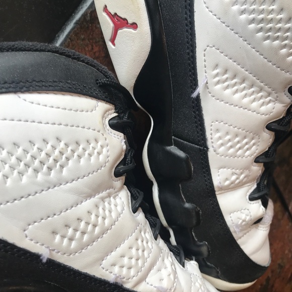 “Space Jam” Air Jordan Retro 9 OG White/Black 6Y - Picture 10 of 12
